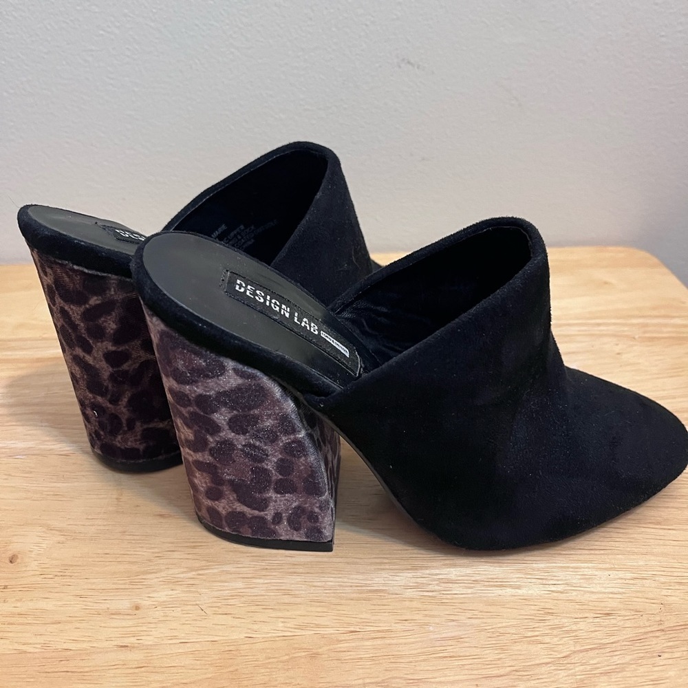 Design Lab by lord & Taylor mules. Size 7.5‎
